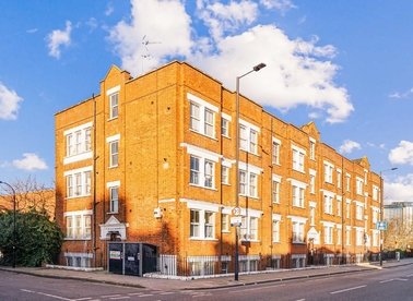 Properties for sale in Lillie Road - SW6 7QB view1