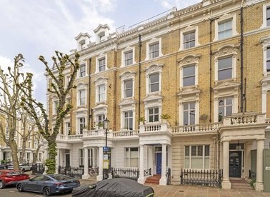Properties for sale in Linden Gardens - W2 4HJ view1