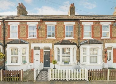 Properties sold in Linden Road - TW12 2JG view1