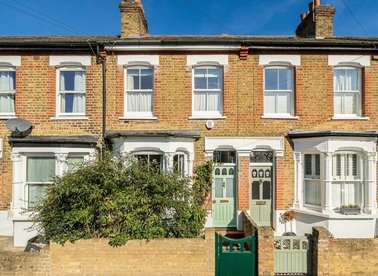 Properties for sale in Linden Road - TW12 2JB view1