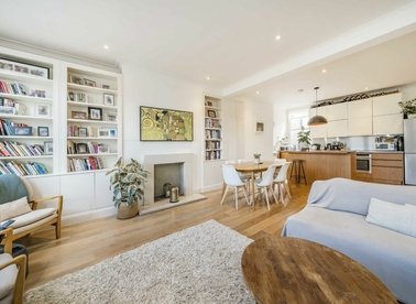 Properties for sale in Lofting Road - N1 1JA view1