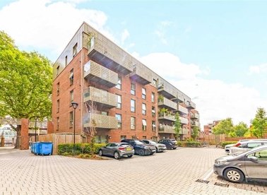 Properties for sale in Lomond Grove - SE5 7LE view1