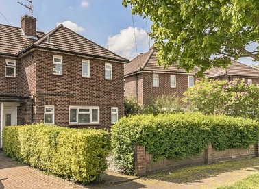Properties for sale in Longford Close - TW12 1AD view1