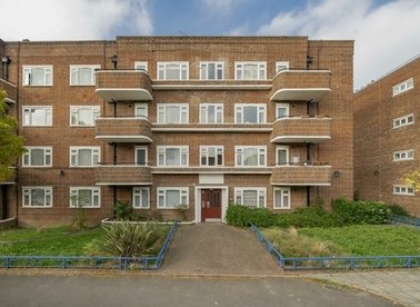 Properties for sale in Lorne Road - N4 3AU view1