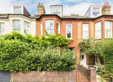 Properties for sale in Lower Mortlake Road - TW9 2LW view1