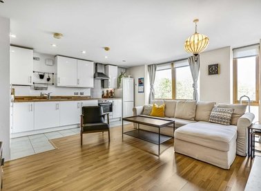 Properties for sale in Lower Richmond Road - TW9 4NG view1