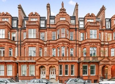 Properties for sale in Lower Sloane Street - SW1W 8BP view1