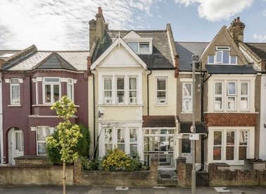 Properties for sale in Lucien Road - SW17 8HN view1