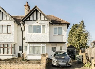 Properties for sale in Luffman Road - SE12 9SX view1