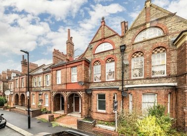Properties for sale in Lydhurst Avenue - SW2 3AL view1
