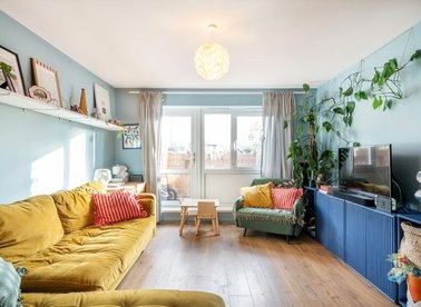 Properties for sale in Mabley Street - E9 5RY view1