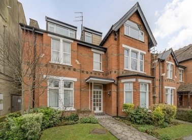 Properties for sale in Madeley Road - W5 2LH view1