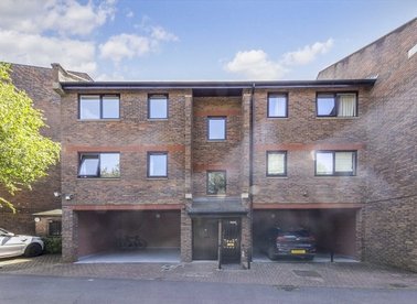 Properties for sale in Maltings Place - SW6 2BU view1