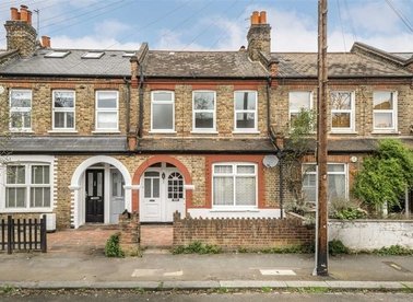 Properties for sale in Malyons Road - SE13 7XF view1