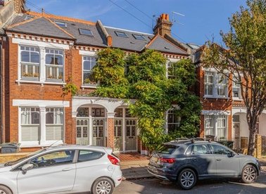 Properties for sale in Mandalay Road - SW4 9EE view1