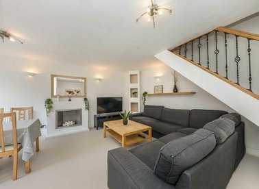 Properties for sale in Manningford Close - EC1V 7HP view1