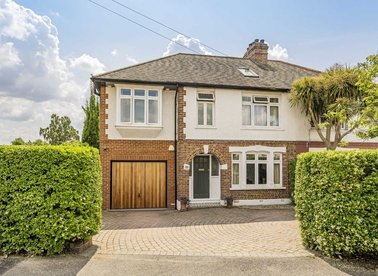 Properties sold in Manor Lane - TW16 5ED view1