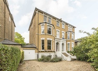 Properties for sale in Manor Park - SE13 5RA view1