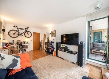 Properties for sale in Mansell Street - E1 8AP view1