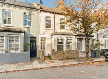 Properties for sale in Margate Road - SW2 5DU view1