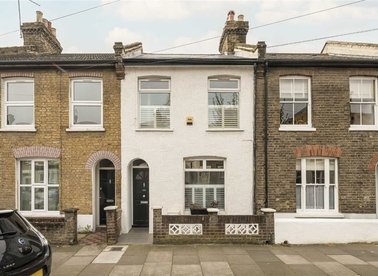 Properties for sale in Mauritius Road - SE10 0EH view1