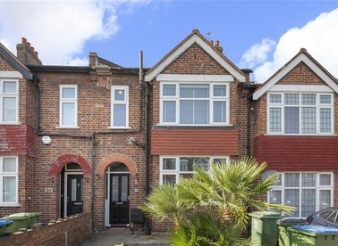Properties for sale in Mayhill Road - SE7 7JG view1