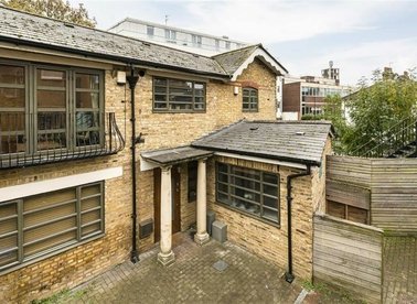 Properties for sale in Meadowcourt Road - SE3 9AT view1