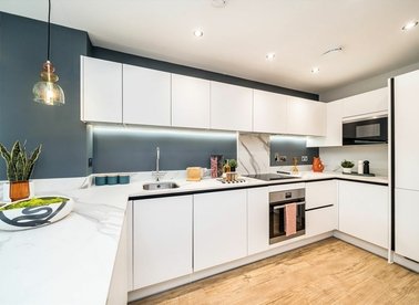 Properties for sale in Meadowview Road - SW20 9AN view1