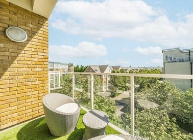 Properties for sale in Melliss Avenue - TW9 4BX view1