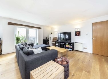 Properties for sale in Melville Place - N1 8ND view1