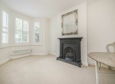 Properties for sale in Meon Road - W3 8AN view1