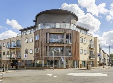 Properties for sale in Merton Road - SW18 5EE view1