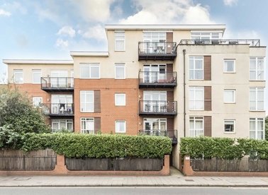 Properties for sale in Merton Road - SW19 1ED view1