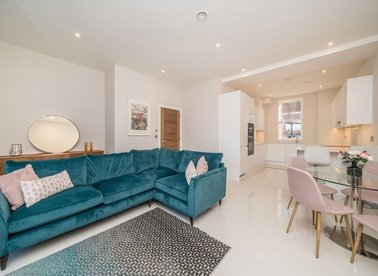 Properties for sale in Merton Road - SW19 1EE view1