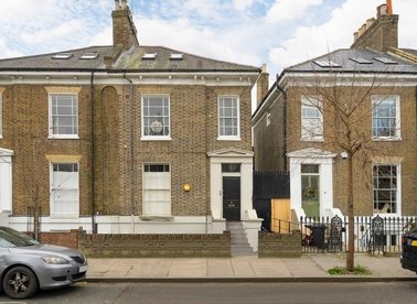 Properties sold in Middleton Road - E8 4LN view1