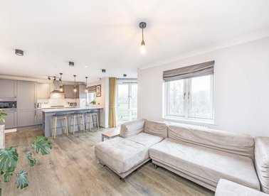 Properties for sale in Midhurst Way - E5 8PS view1