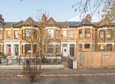 Properties sold in Mildenhall Road - E5 0RT view1