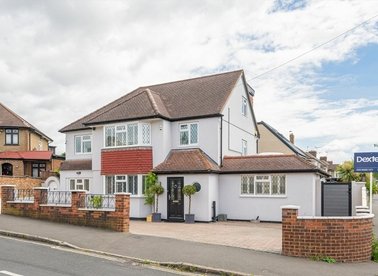 Properties for sale in Millwood Road - TW3 2HH view1