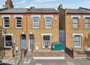 Properties for sale in Milton Road - SW19 8SF view1