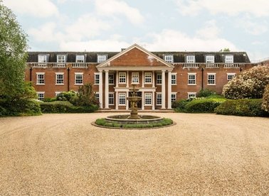 Properties for sale in Molesey Park Road - KT8 0DB view1