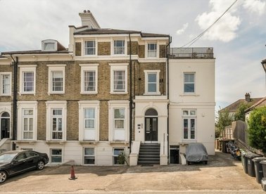 Properties for sale in Montacute Road - SE6 4XP view1