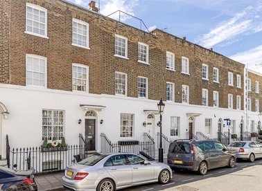 Properties for sale in Montpelier Place - SW7 1HJ view1