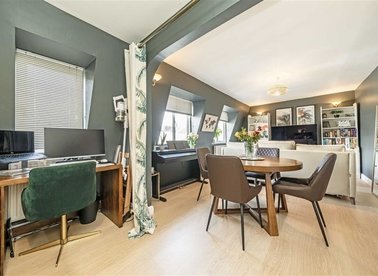 Properties for sale in Moreton Place - SW1V 2NN view1