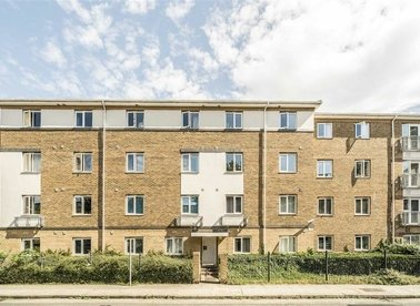 Properties for sale in Morton Close - E1 2QT view1