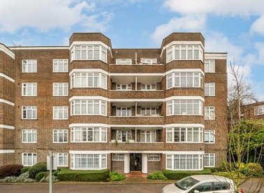 Properties for sale in Mount Avenue - W5 1PR view1