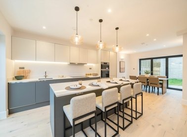 Properties for sale in Mount Ephraim Road - SW16 1LW view1