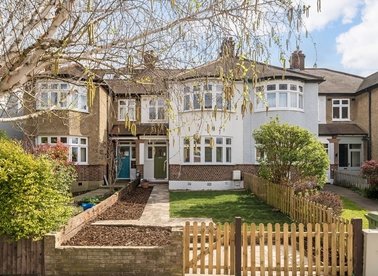 Properties for sale in Mundania Road - SE22 0NW view1