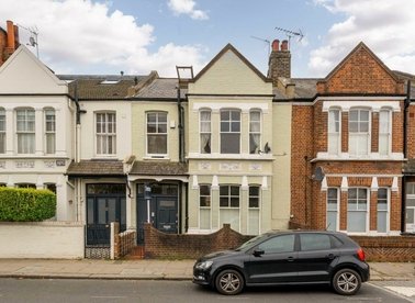 Properties for sale in Munster Road - SW6 6DD view1