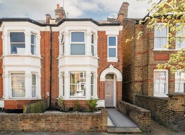 Properties for sale in Murray Road - W5 4DB view1