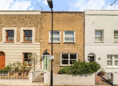 Properties for sale in Navarino Grove - E8 1AJ view1